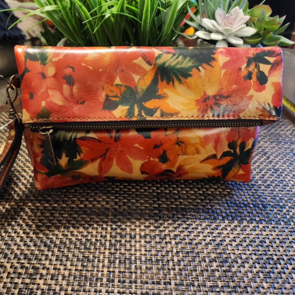 NWT Patricia Nash Leather Valerie Fold Over Wristlet Pouch